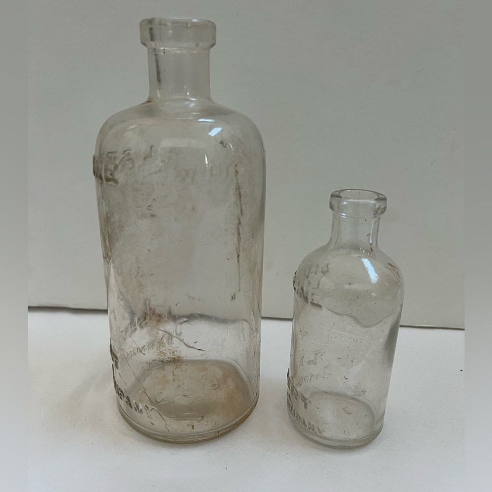2  Vintage Listerine Glass Bottles Lambert Pharmacal Company Vintage No Top - Picture 7 of 12